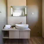 Luxury Loma 1